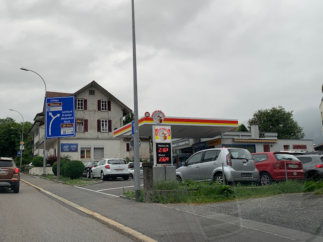 Rüssly - Tankstelle