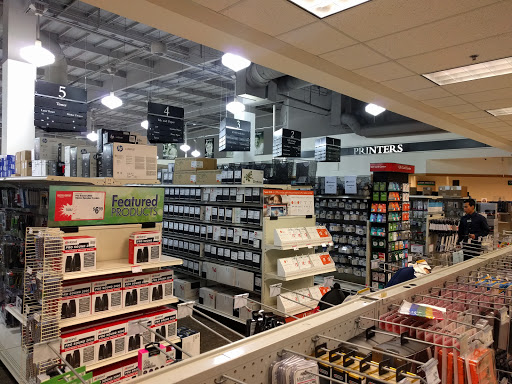 Micro Center image