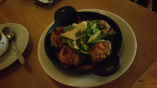 American Restaurant «Pinstripes», reviews and photos, 1150 Willow Rd, Northbrook, IL 60062, USA