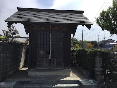 須賀神社(石井)