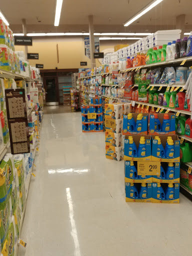 Grocery Store «Safeway», reviews and photos, 138 W Ellendale Ave, Dallas, OR 97338, USA