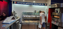 Atmosphère du Pizzeria Pizza World à Saint-Laurent-du-Var - n°1