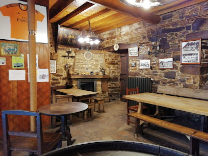 Bar Figueiro - Av. Galicia, 29, 27100 A Fonsagrada, Lugo, Spain