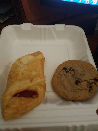 Grocery Store «Earth Fare», reviews and photos, 2425 Apalachee Pkwy, Tallahassee, FL 32301, USA