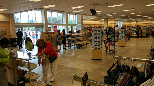 Department Store «Nordstrom Rack in Tampa», reviews and photos, 1702 N Dale Mabry Hwy, Tampa, FL 33607, USA