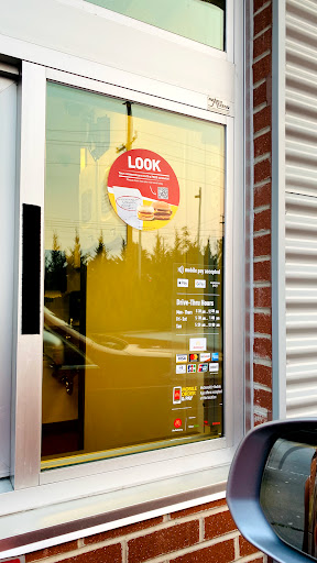 Shopping Mall «Parkway Shopping Center», reviews and photos, 929 S High St #22, West Chester, PA 19382, USA