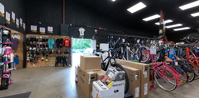 Reviews of Evo Cycles Cambridge in Cambridge - Bicycle store
