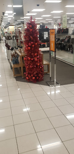 Shopping Mall «Lincolnwood Town Center», reviews and photos, 3333 Touhy Ave, Lincolnwood, IL 60712, USA