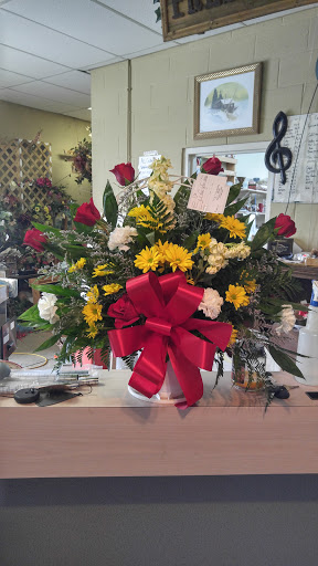 Florist «Blossom Shoppe», reviews and photos, 102 E Washington St, Princeton, KY 42445, USA