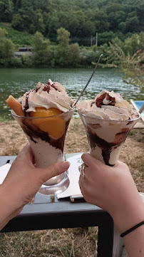 Crème glacée du Restaurant français Aux Pieds dans l'Eau à Rochetaillée-sur-Saône - n°4
