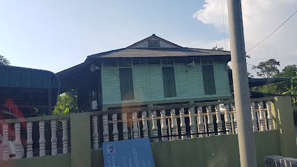 Surau Darul Aminin Kampung Tali Air