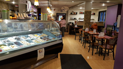 Dessert Shop «Purple Feather Cafe & Treatery», reviews and photos, 334 Commercial St, Provincetown, MA 02657, USA