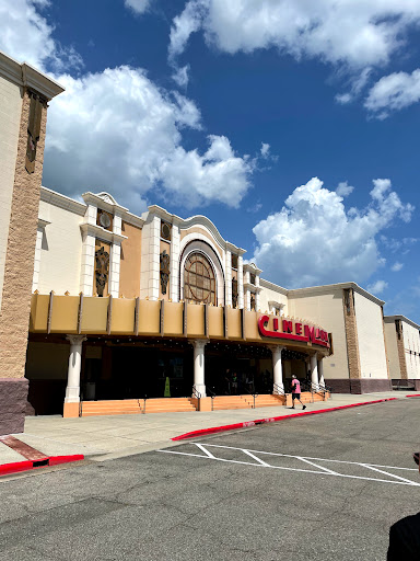 Movie Theater «Cinemark 16», reviews and photos, 15171 Crossroads Pkwy, Gulfport, MS 39503, USA