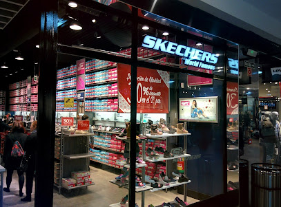 SKECHERS Store Getafe abierto