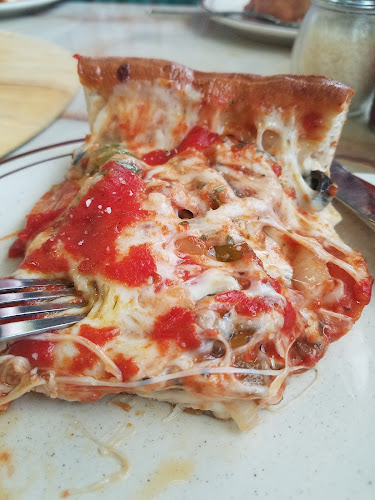 #1 best pizza place in Peoria - Chicago Pizzeria