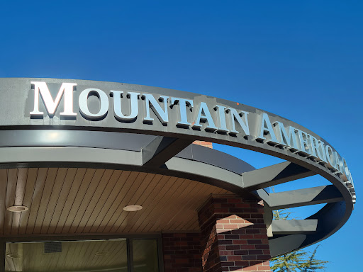 Loan Agency «Mountain America Credit Union», reviews and photos