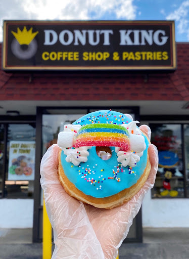 Donut Shop «Donut King», reviews and photos, 411 Middle St, Weymouth, MA 02189, USA