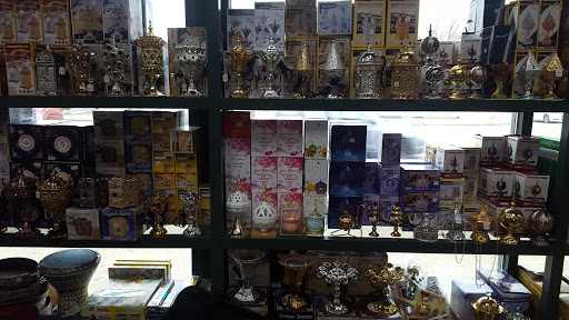 Gift Shop «Gift Warehouse Co», reviews and photos, 14411 W Warren Ave, Dearborn, MI 48126, USA