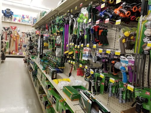 Hardware Store «Westlake Ace Hardware», reviews and photos, 2054 NW Topeka Blvd, Topeka, KS 66608, USA