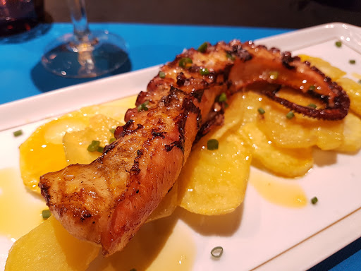 Información y opiniones sobre Restaurante Coctelería La Cuina de Portolá – Parador de Artíes de Arties