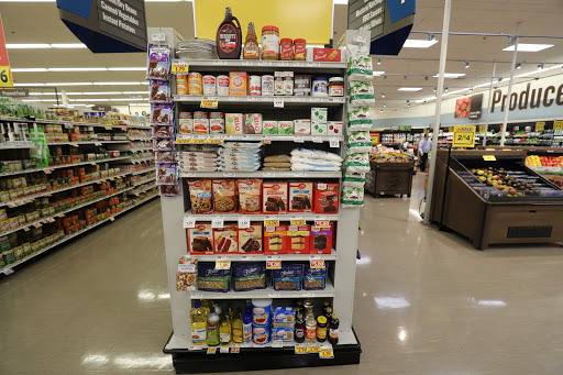 Grocery Store «Food Lion», reviews and photos, 250 Gateway S Blvd, Dover, DE 19904, USA