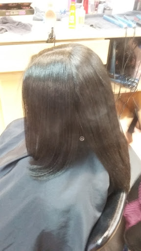 Beauty Salon «J J Hair & Nail Salon Inc», reviews and photos, 4071 NW 34th St, Lauderdale Lakes, FL 33319, USA