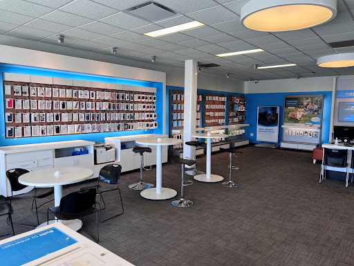 Cell Phone Store «AT&T Authorized Retailer», reviews and photos, 1855 Vaughn Rd, Wood River, IL 62095, USA