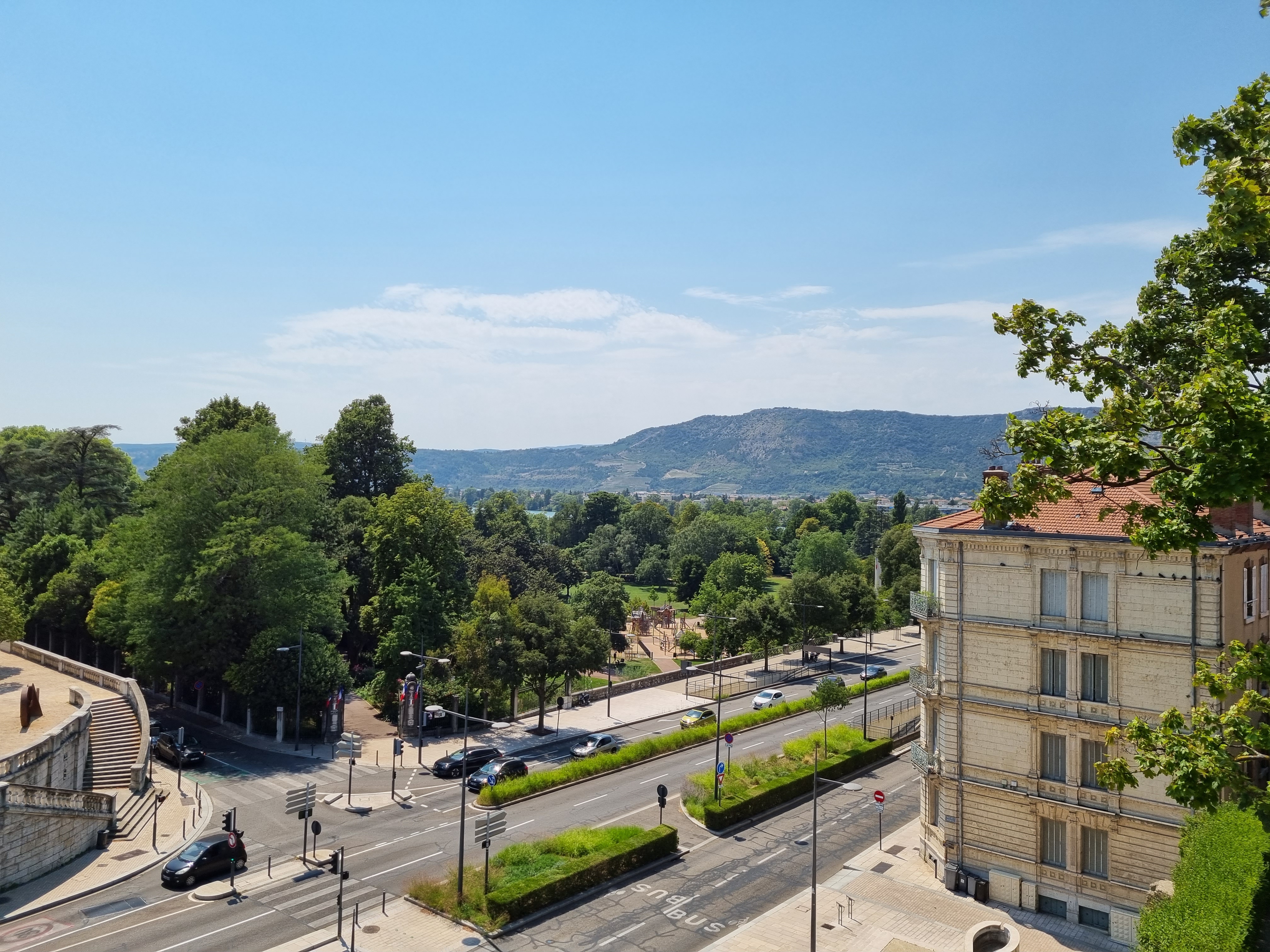 Photo n° 12 de l'avis de LD.R fait le 11/05/2019 à 12:31