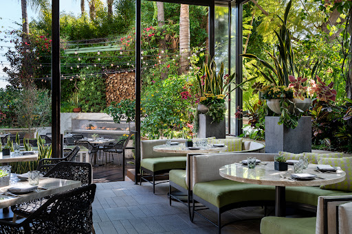 Luxury Hotel «Four Seasons Hotel Los Angeles At Beverly Hills», reviews and photos, 300 S Doheny Dr, Los Angeles, CA 90048, USA