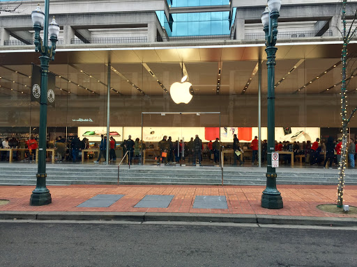 Computer Store «Apple Pioneer Place», reviews and photos, 450 SW Yamhill St, Portland, OR 97204, USA