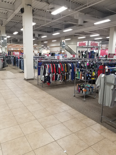 Clothing Store «Burlington Coat Factory», reviews and photos, 24 Wayne Hills Mall, Wayne, NJ 07470, USA
