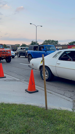 Mexican Restaurant «Chipotle Mexican Grill», reviews and photos, 32824 Woodward Ave, Royal Oak, MI 48068, USA