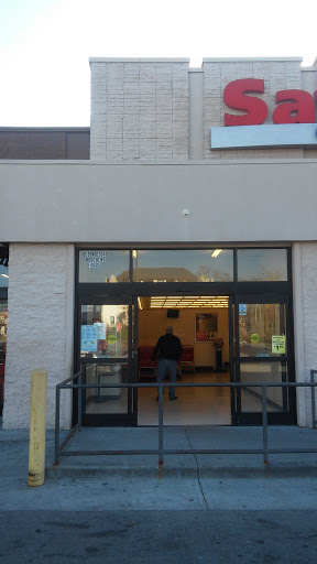 Grocery Store «Save-A-Lot», reviews and photos, 1616 Madison Ave, Covington, KY 41011, USA