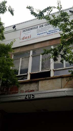 Park «Henry J. Klutho Park», reviews and photos, 204 W 3rd St, Jacksonville, FL 32206, USA