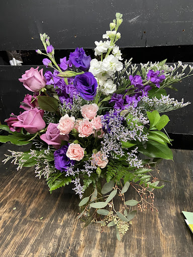 Florist «Carrollwood Florist», reviews and photos, 11745 N Dale Mabry Hwy, Tampa, FL 33618, USA