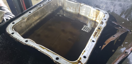 Auto Repair Shop «Woodburn Automotive Repair Center», reviews and photos, 555 N Pacific Hwy, Woodburn, OR 97071, USA