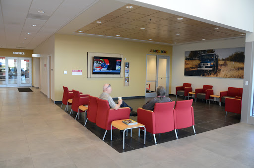 Toyota Dealer «Sam Leman Toyota Bloomington», reviews and photos, 1502 Morrissey Dr, Bloomington, IL 61701, USA