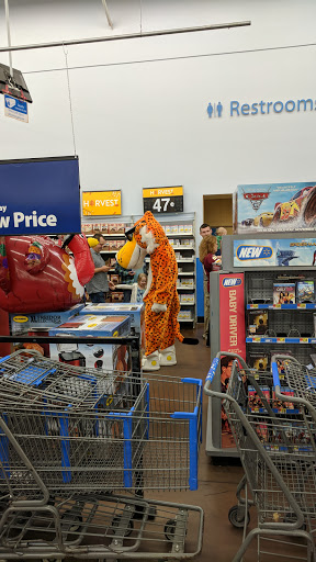 Discount Store «Walmart», reviews and photos, 10600 Town Center Blvd, Dunkirk, MD 20754, USA