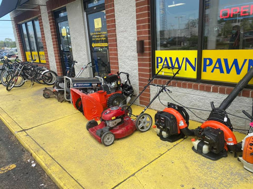 Pawn Shop «Family Jewelry & Loan», reviews and photos, 422 N Green Bay Rd, Waukegan, IL 60085, USA