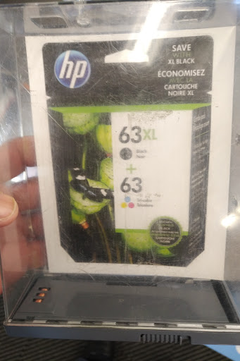 Office Supply Store «Staples», reviews and photos, 17410 Mack Ave, Grosse Pointe, MI 48230, USA