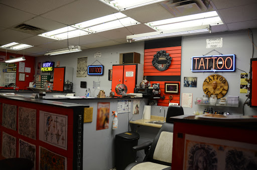 Tattoo Shop «Your Design Or Mine Tattoos», reviews and photos, 1993 Harrodsburg Rd, Lexington, KY 40504, USA