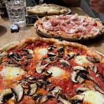 Photo n°1 de l'avis de Elodie.a fait le 27/07/2022 à 12:03 sur le  Parma di Vinibenedetti - Bio Restaurant Pizzeria Bar in Berlin Kreuzberg à Berlin