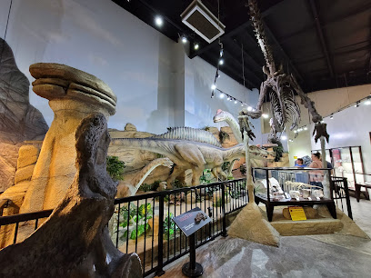 Fossil World Dinosaur Museum