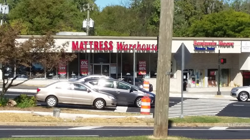 Paint Store «Vienna Paint of Fairfax», reviews and photos, 11000 Lee Hwy, Fairfax, VA 22030, USA