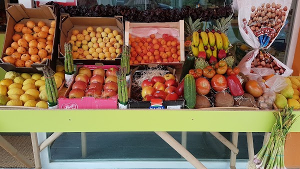 El Frutero Del Barrio