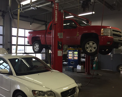 Tire Shop «Youngstedts Waconia Tire & Auto Service», reviews and photos, 43 MN-5, Waconia, MN 55387, USA