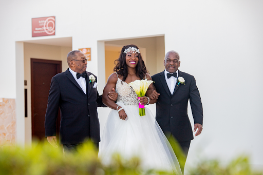 Bridal Shop «Best Total Wedding Plaza», reviews and photos, 194-20 Northern Blvd, Flushing, NY 11358, USA