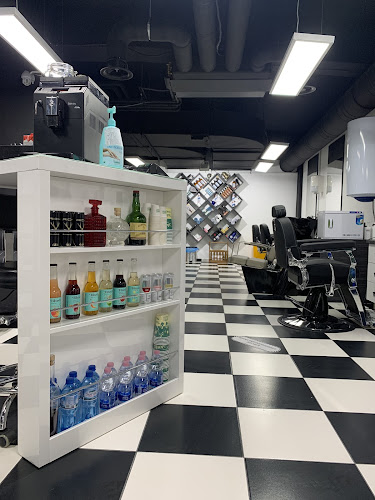 Negru - Barber Shop & more - Coafor