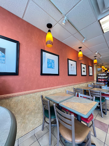 Shopping Mall «Woodmoor Shopping Center», reviews and photos, 10115 Colesville Rd, Silver Spring, MD 20901, USA