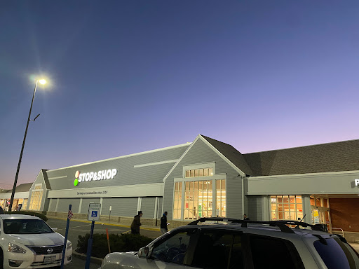 Grocery Store «Stop & Shop», reviews and photos, 2350 N Ocean Ave, Farmingville, NY 11738, USA